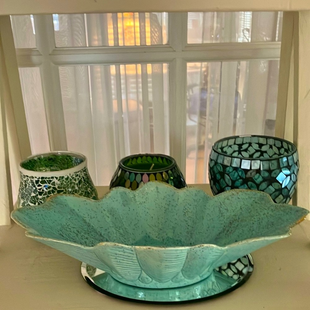 MCM Boho California Originals U.S.A. Blue Ceramic Bowl With Gold Flecks, #487